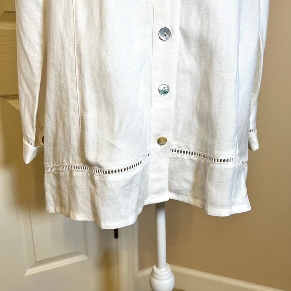 Soft Surroundings White Linen Blend Tunic Shirt Pearl Buttons Lace Hems Size M - Picture 3 of 11
